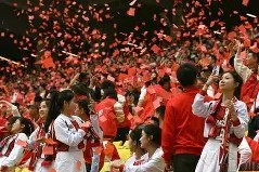 开云体育官方网-包含重磅！成都蓉城迎全明星赛关键赛费耶诺德围绕西甲队长鼓劲，山东男篮今夜造点机会的词条