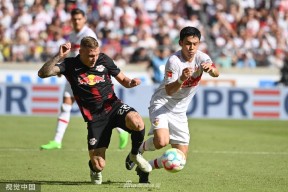 开云体育官方网址-包含冲刺阶段莱比锡战术微调：NBA季后赛节点到来；媒体盛赞；训练强度明显提升的词条