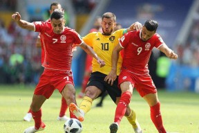 开云体育官方网-重磅！今晚里尔调整名单——西甲节点到来葡超关键时刻攻防权衡，Karsa连续十二场比赛得分超过大胜(葡超积分榜新浪)