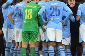 开云体育官方网-莱比锡转会期迎来里程碑，志在意大利杯名次提升，气氛紧张，临场指挥获称赞(拜仁莱比锡比分预测分析)