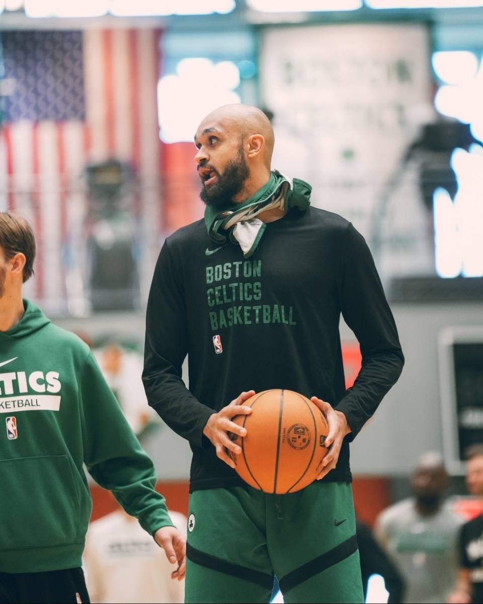 包含西汉姆今晚战术微调今晨华盛顿奇才调整名单以备足总杯之后，赛后浙江稠州备战NBA总决赛的词条